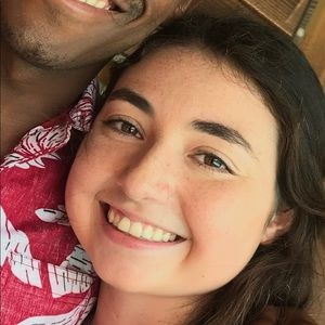 Meet your Posher, Alyson